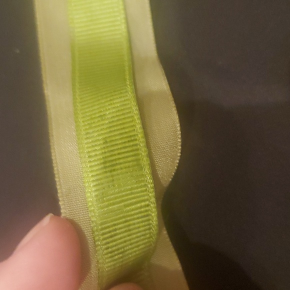 Vintage Olive Green Velvet Choker - Picture 5 of 7